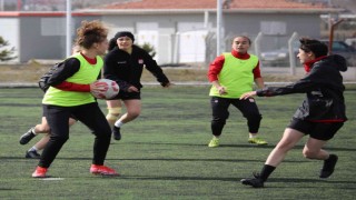 Sivasspor Kadın Futbol Takımının hedefi Trabzon