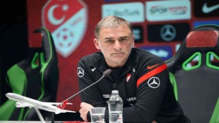 Stefan Kuntz: Türkiyenin iyiliği için en iyi oyuncuları seçmek durumundayım