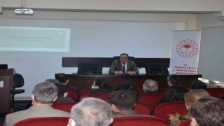 Stok ve ihracattan dönenen yaş meyve konuları masaya yatırıldı