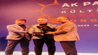 Sultangazi Belediyesi, Yılın En İyi Kültür ve Sanat Sezonu ödülünü aldı