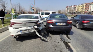 Sultangazide zincirleme trafik kazası: 1 kişi yaralandı
