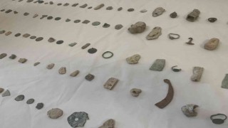 Tarihi eserleri sosyal medyadan satmak isterken yakalandılar