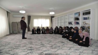 Tarsusta hafızlara belgeleri verildi