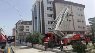 Tarsusta öğrenci yurdunda yangın