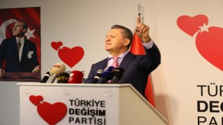 TDP Genel Başkanı Sarıgül: “Dışişleri Bakanı Mevlüt Çavuşoğlunu kutluyorum”