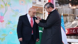 Tokayevden Altınoka Üstün Şeref Madalyası