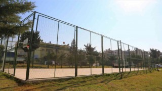Toroslar Halkkente yeni basketbol sahası