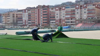 Türkeli İlçe Stadı yenileme çalışmaları tamamlanıyor