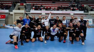 Türkiye Kadınlar Hentbol Süper Ligi: Kastamonu Belediyespor: 36 - İzmir Büyükşehir Belediyespor: 32