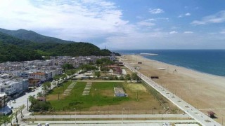Türkiyenin en uzun sahili çadır ve karavan kampı oluyor