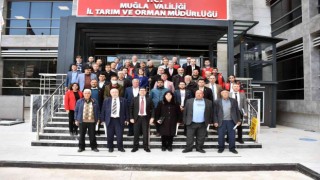 Yangından zarar gören mahalle muhtarıyla toplantı