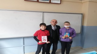 Yenicede kitap kampanyası devam ediyor