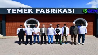 Yeşilyurt Belediyesi yemek fabrikası, nezih ve kaliteli hizmetlerini geliştirip ilerletiyor