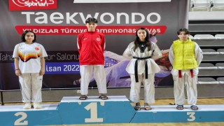 1308 Osmaneli Belediyespor karate takımından milli takıma üç sporcu gönderecek