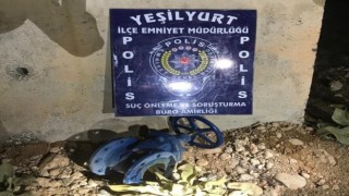 200 bin TL değerindeki kırıcıyı çaldılar