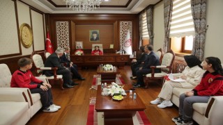 23 Nisan valilerinden akran zorbalığı ve teknoloji bağımlılığı uyarısı