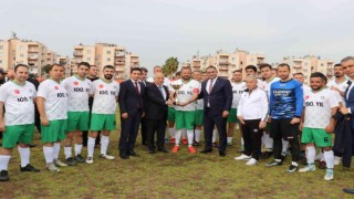 3 Ocak Kurumlar Arası Futbol Turnuvasının şampiyonu Toroslar Belediyesi