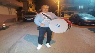 45 yaşındaki ‘Davulcu Abla 6 yıldır sahura kaldırıyor