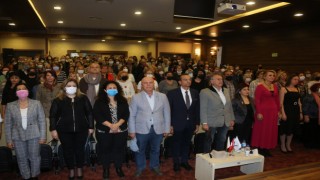 60+ Tazelenme Üniversitesi öğrencileri, Tamer Levent söyleşisine katıldı