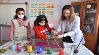 Adilcevaz Kaymakamlığından ‘Ebru Sanatı projesi