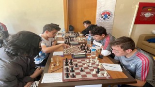 Afyonkarahisar Küçükler ve Yıldızlar Takım Satranç Turnuvası tamamlandı