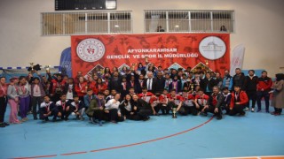 Afyonkarahisarda atletizm müsabakaları sona erdi