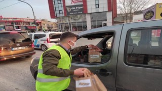 AK Gençlikten ‘İftara beş kala etkinliği
