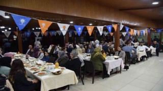AK Parti Bursa İl Başkanı Davut Gürkan: 20 yıldır yaptığımız gibi aziz milletimize yakışır daha nice hizmetlerle davamızla birlikte sürdüreceğiz