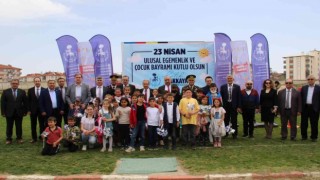 Akşehir Belediyesinden çocuklara bayram eğlencesi