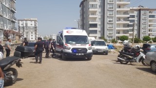 Alacak verecek kavgasında yumruklar havada uçuştu