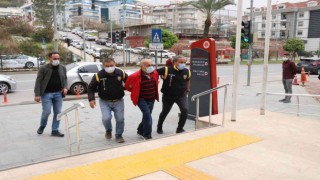 Alanyada eşini öldüren zanlı: “Vicdan azabı çekiyorum”