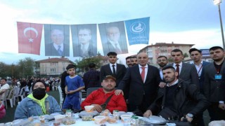 Altınok: “Mübarek Ramazan ayında iftarın ruhunu, rahmetini ve huzurunu hep birlikte yaşıyoruz