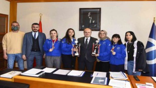 Anadolu Üniversitesi Taekwondo Takımından büyük başarı