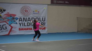 Anadolu Yıldızlar Ligi Tenis Grup müsabakaları Afyonkarahisarda başladı