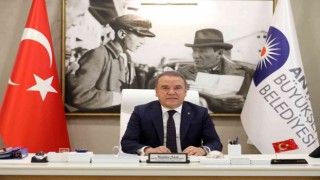 Antalya Büyükşehir Belediye Başkanı Böcekten 1 Mayıs Mesajı