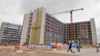 Antalya Şehir Hastanesi inşaatının yüzde 48 tamamlandı