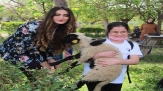 Antalyada çocuklar tarımı ve hayvancılığı uygulamalı öğrendi