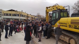 Antalyada kapalı pazar yerinde yıkım gerginliği