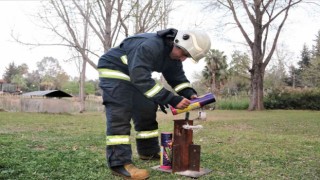 Antalyada Ramazan topu geleneği, ses bombası olarak tabir edilen düzenekle devam ediyor