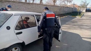 Arabada eroin, ceplerinde esrar, evlerinde uyuşturucu hap çıktı