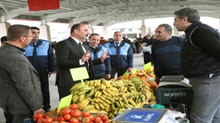 Arabanın ilk kapalı semt pazarı hizmete girdi