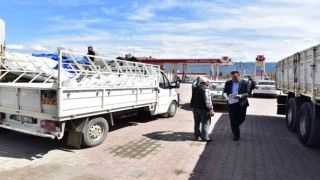 Arı yetiştiricilerine besleme şekeri dağıtıldı