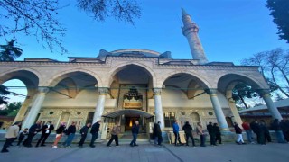 Asırlık iftar geleneği tarihi camide 500 yıldır yaşatılıyor