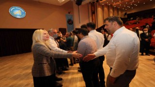 AÜde erken bayramlaşma