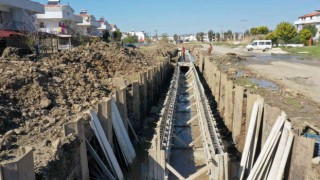 Aydın Büyükşehir Belediyesinin Kuşadasındaki alt yapı çalışması devam ediyor