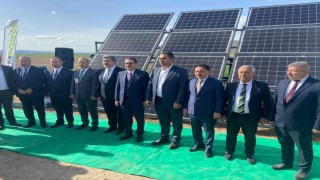 Bakan Dönmez yeni tasarlanan güneş enerji sistemini inceledi