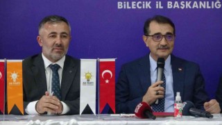 Bakan Dönmezden AK Parti Bilecik İl Başkanlığına ziyaret