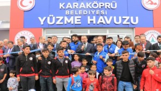 Bakan Kasapoğlu, Şanlıurfada yüzme havuzunun açılışını yaptı