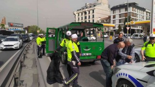 Bakırköyde feci kaza, bariyerlere çarpan motosikletli hayatını kaybetti