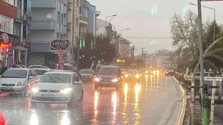 Balıkesirde hafta sonu beklenen sağanak yağış etkili oldu